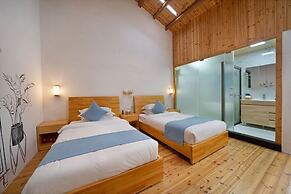 Pingtan Travel Notes Cat Head