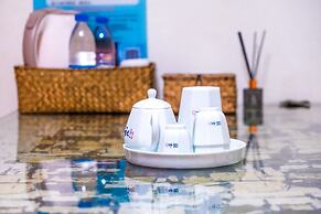 Pingtan Travel Notes Cat Head