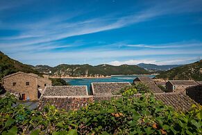 Pingtan Travel Notes Cat Head