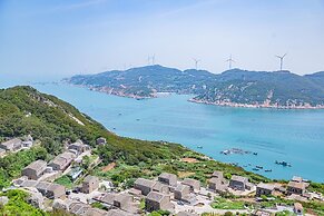 Pingtan Travel Notes Cat Head