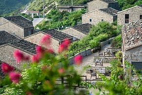 Pingtan Travel Notes Cat Head