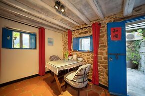 Pingtan Travel Notes Cat Head