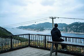 Pingtan Travel Notes Cat Head