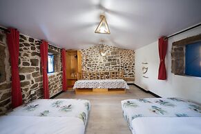 Pingtan Travel Notes Cat Head