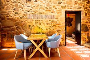 Pingtan Travel Notes Cat Head