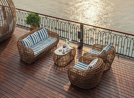 Indochine Grand Lan Ha Bay