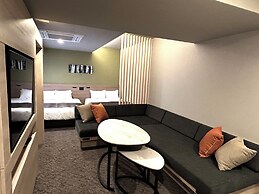 Premium Apart MONday KYOTO GOJO