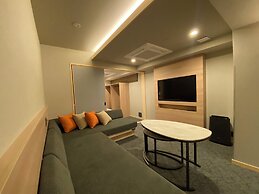 Premium Apart MONday KYOTO GOJO