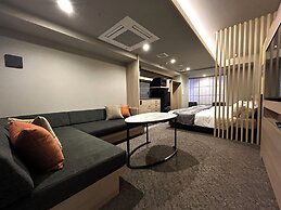 Premium Apart MONday KYOTO GOJO