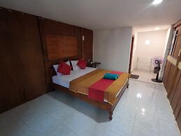 Maryan Moyo Bungalows and resto