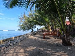 Maryan Moyo Bungalows and resto