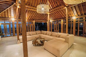 Sugih Villa Ceningan