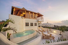 Sugih Villa Ceningan