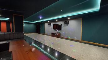 Secret of the Silk Road