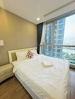 Vinhomes Central Park Landmark Apartment