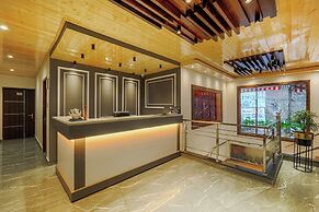 Pax Hotel Sunrise Inn