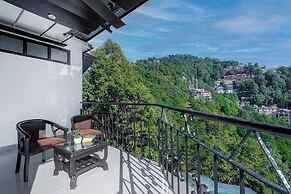 Pax Hotel Sunrise Inn