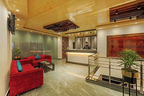 Pax Hotel Sunrise Inn