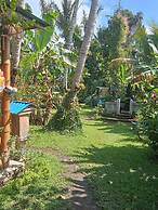 Queenara Local House