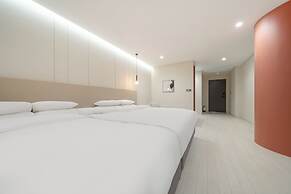 HOTEL GRAND PARIS