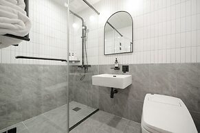 HOTEL GRAND PARIS