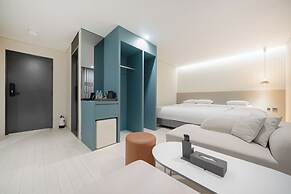 HOTEL GRAND PARIS
