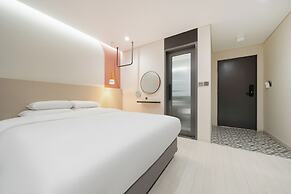 HOTEL GRAND PARIS