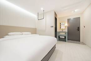 HOTEL GRAND PARIS