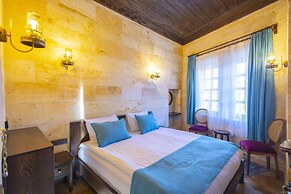 ARIEN CAVE SUITES