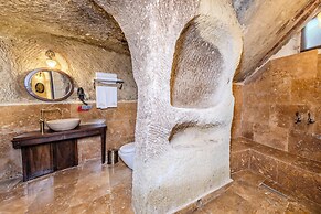 ARIEN CAVE SUITES