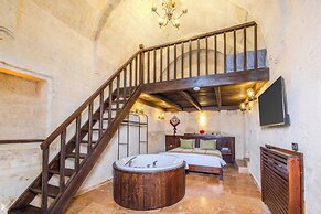 ARIEN CAVE SUITES