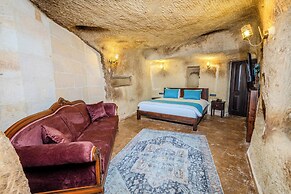 ARIEN CAVE SUITES