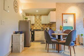 Alaya Stays Veera Marina 2BHK