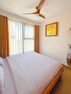 Armin Homes 3BR Wabi Sabi Apt Ecopark