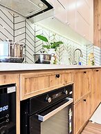 Armin Homes 3BR Wabi Sabi Apt Ecopark