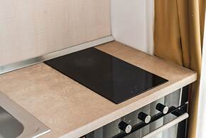 Stylish Studio With Spacious Balcony -trendafili