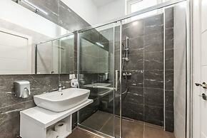 Seaside Apartment With Resort Access - Margarita