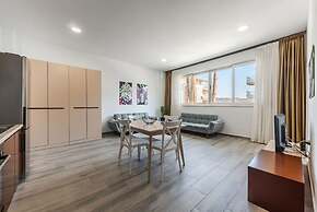 Seaside Apartment With Resort Access - Margarita