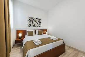 Seaside Apartment With Resort Access - Margarita