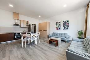 Seaside Apartment With Resort Access - Margarita