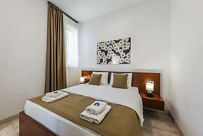 Seaside Apartment With Resort Access - Margarita