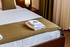 Modern Studio by the Beach - Orkidea