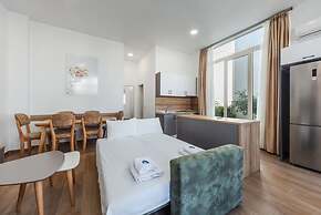 Garden View Apartment - Karafili