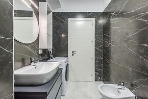 Expansive Apartment With Beach Access - Jasemin