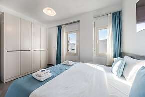 Expansive Apartment With Beach Access - Jasemin