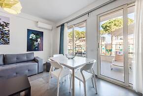 Expansive Apartment With Beach Access - Jasemin