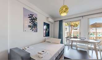 Expansive Apartment With Beach Access - Jasemin