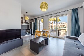 2-br Apartment by the Beach - Jasemin