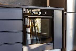 2-br Apartment by the Beach - Jasemin