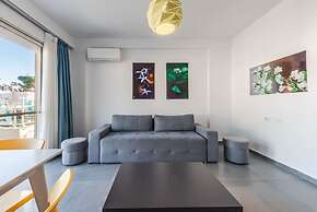 2-br Apartment by the Beach - Jasemin